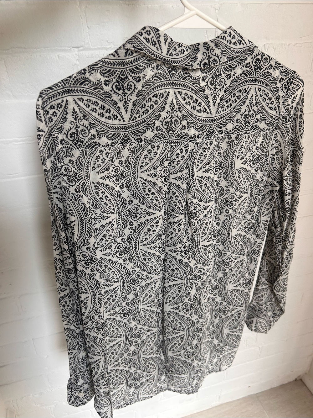 Theory Black and White Paisley Print Women's Blouse